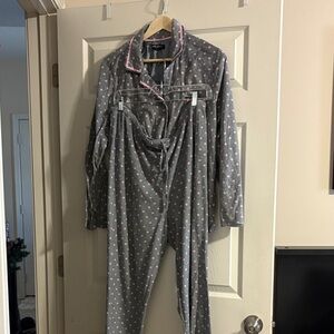 Earth Angels pajama set!